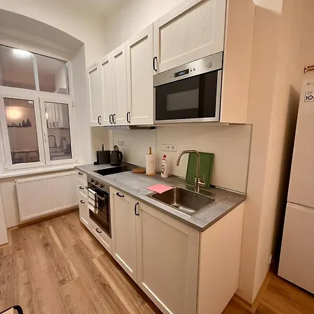 Pohoda - Dvojluzkovy, V Lazenskem Centru Appartement Karlsbad